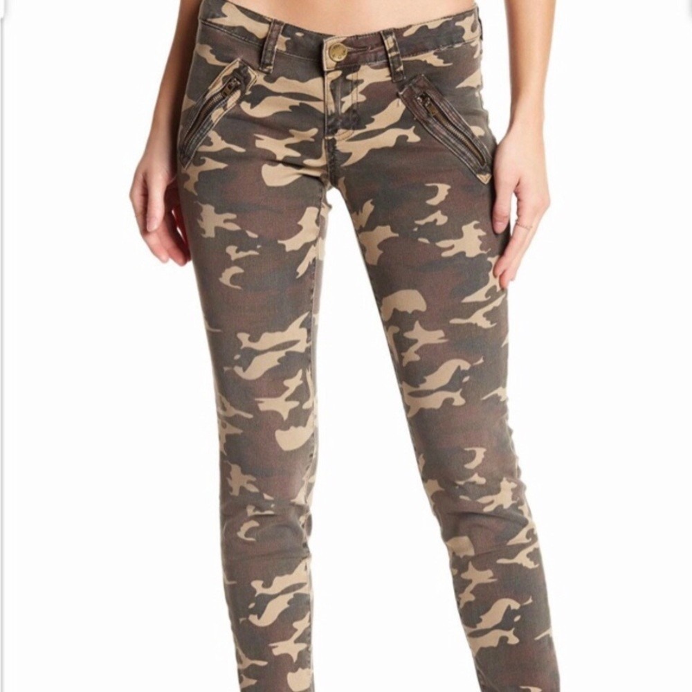 KUT from the Kloth Women's 4 Green Mia Toothpick Ankle Skinny Pants Camo
